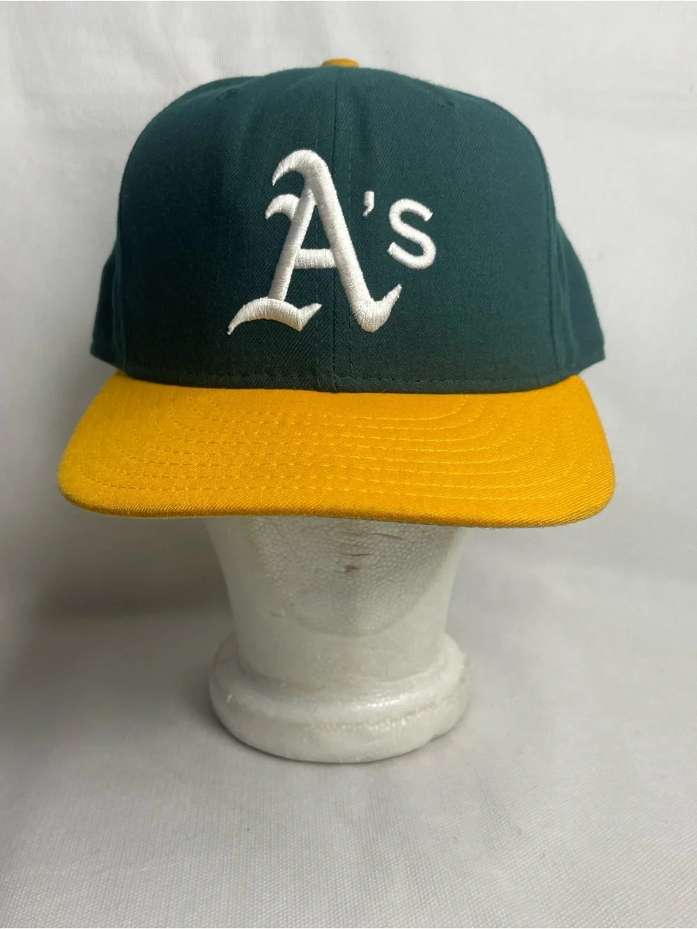 VTG USA New Era 59Fifty Oakland A's Wool Baseball Hat Sz 7⅜ Auth. On-Field Cap